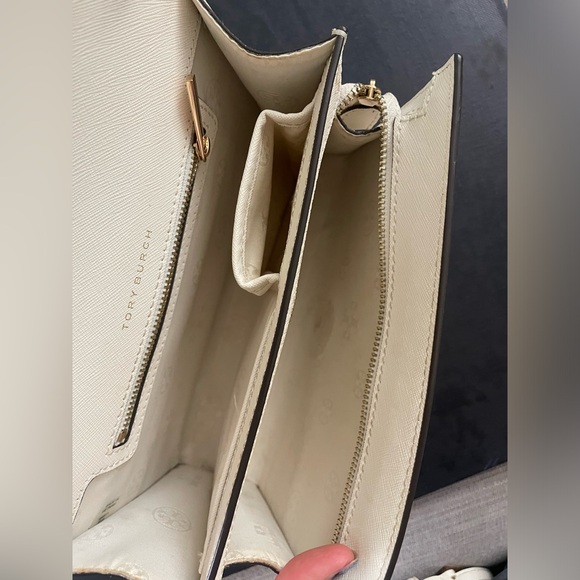 Tory Burch Crossover Bag - Picture 2 of 12